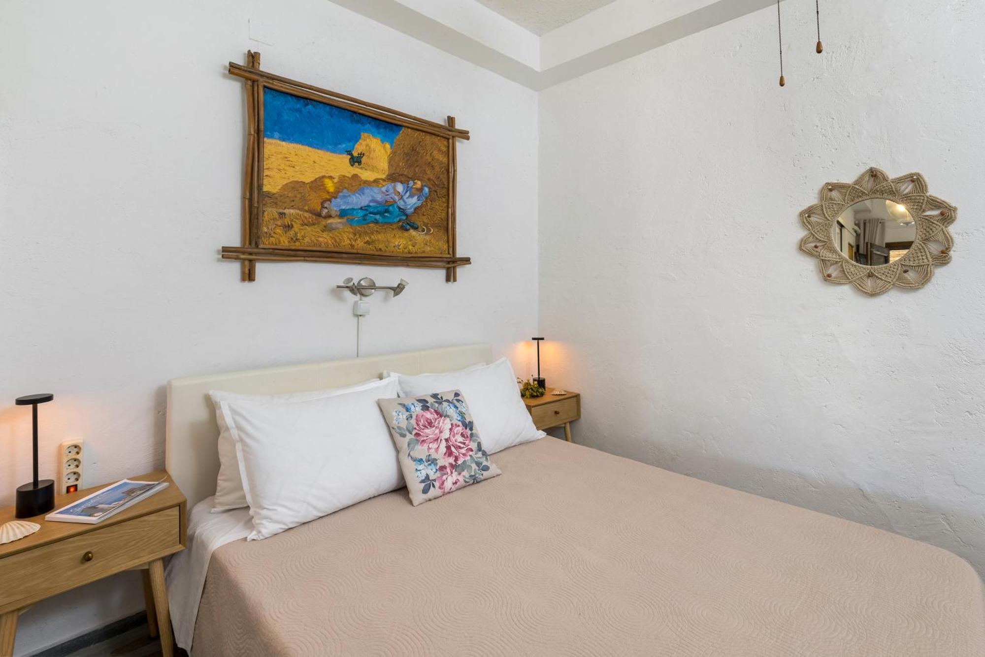 Aegean View - Seaside Apartment In Syros Azolimnos Esterno foto