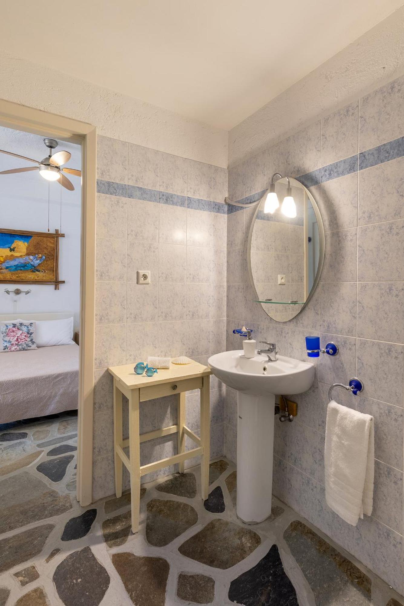 Aegean View - Seaside Apartment In Syros Azolimnos Esterno foto