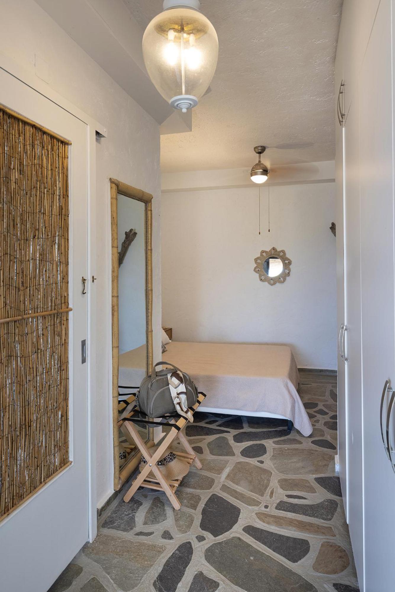 Aegean View - Seaside Apartment In Syros Azolimnos Esterno foto