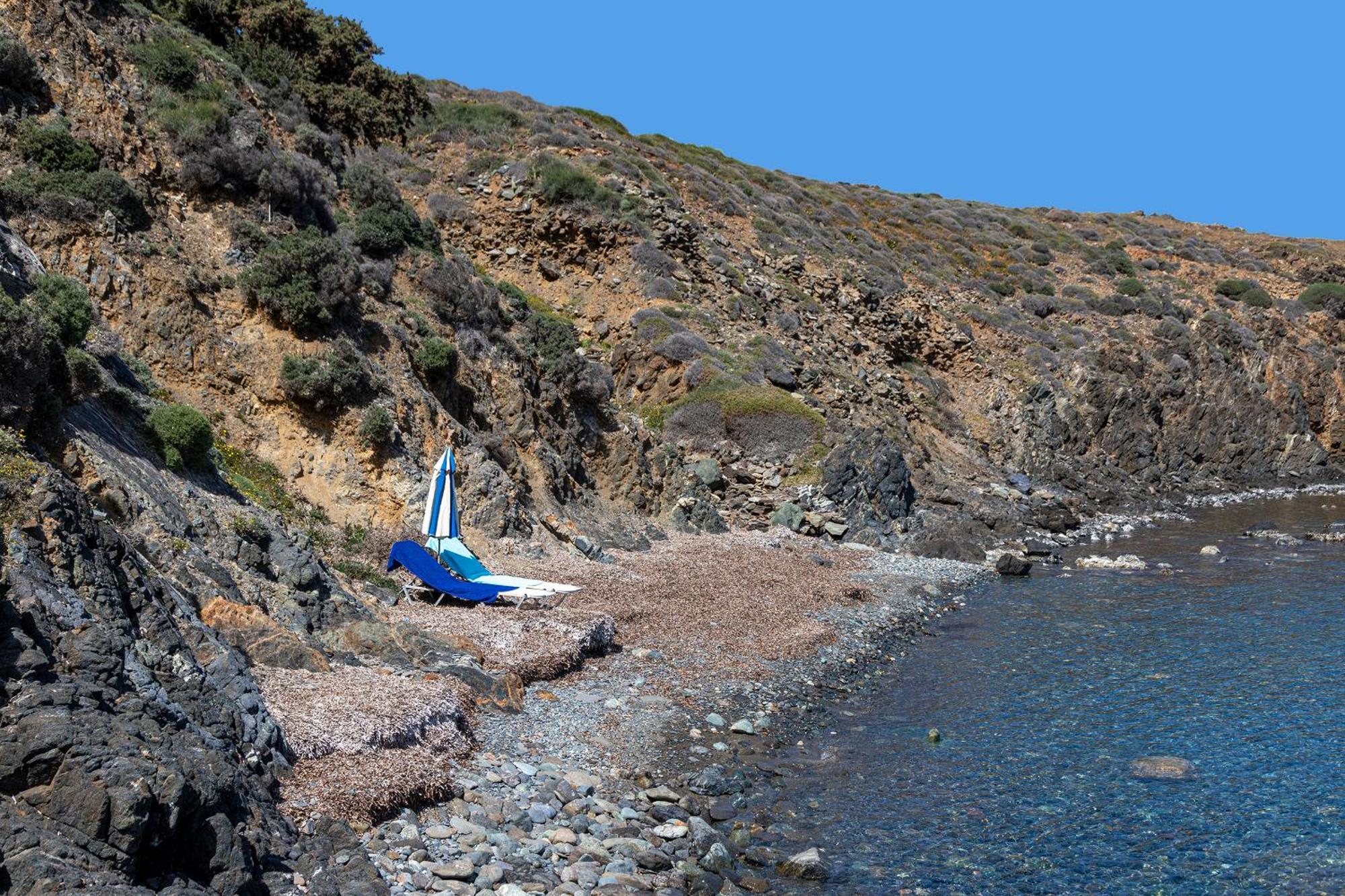 Aegean View - Seaside Apartment In Syros Azolimnos Esterno foto